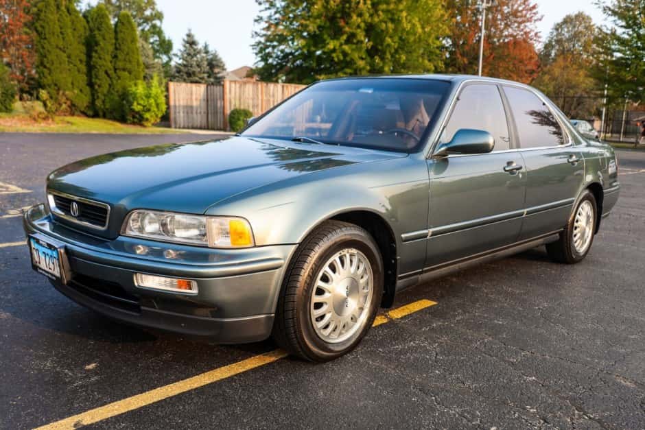 1993 Acura Legend sold for $8,100