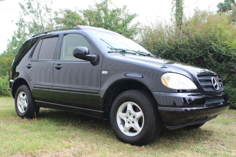 2000 Mercedes-Benz M-Class & GLE-Class sold for $7,200