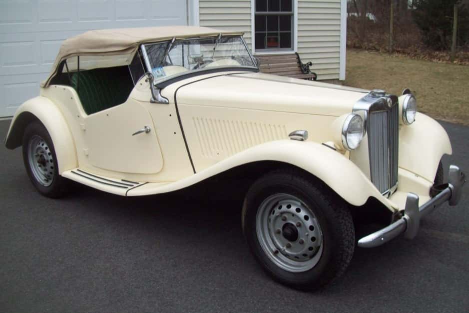 1953 MG TD sold for $17,000