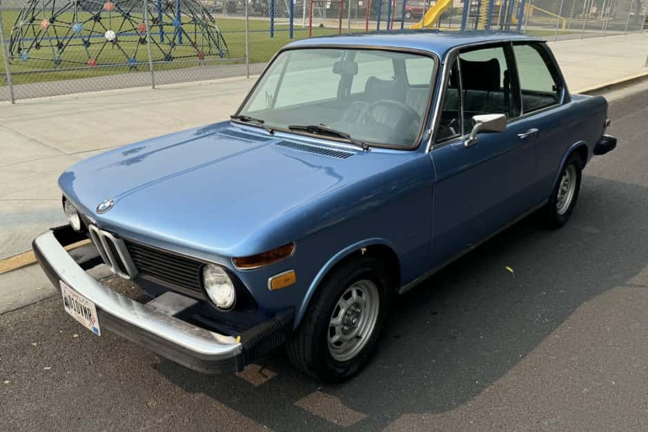 1976 BMW 2002 sold for $6,450