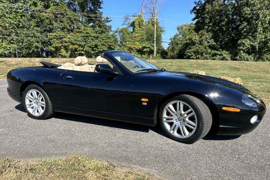 2005 Jaguar XKR sold for $14,900