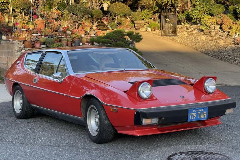 1976 Lotus Elite sold for $5,000