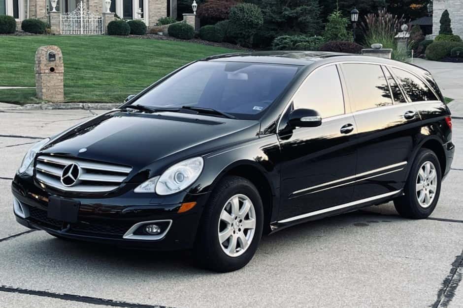 2007 Mercedes-Benz W251 R-Class sold for $13,150