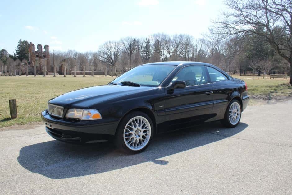 1998 Volvo C70 sold for $5,200
