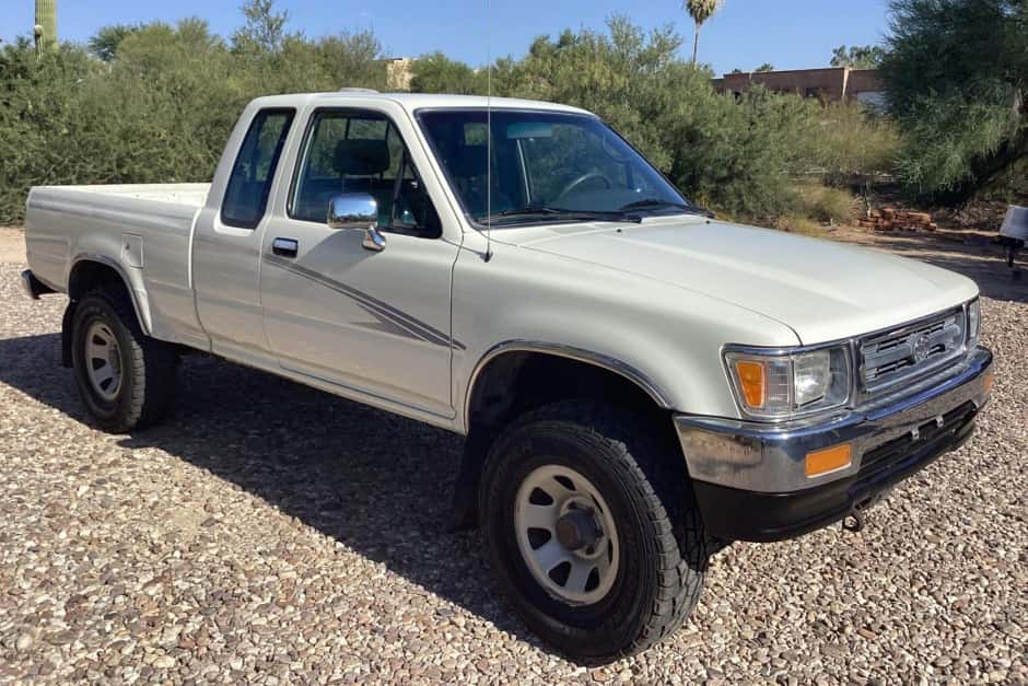 1994 Toyota Pickup (N80/90/100/110 1989-1997) sold for $16,500
