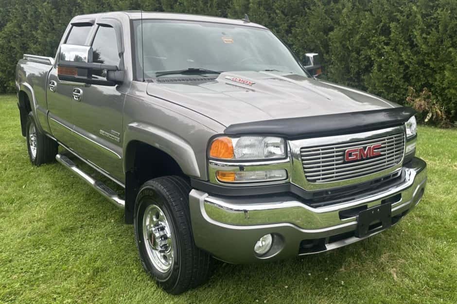 2006 GMC Sierra HD (GMT800 2000-2007) sold for $28,000