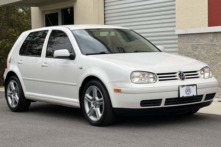 2006 Volkswagen Golf & Rabbit sold for $10,000