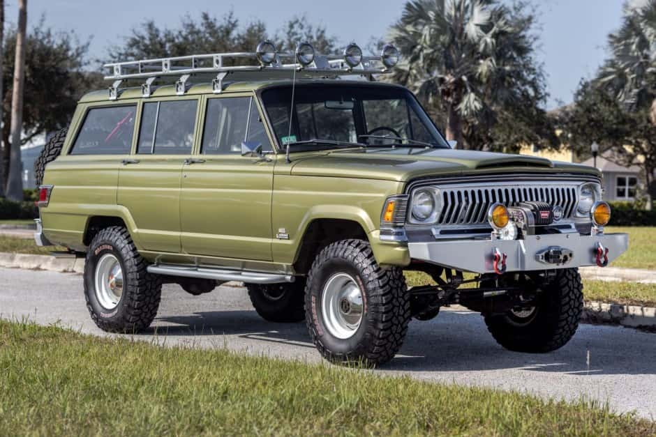 1970 Jeep SJ Wagoneer sold for $29,000