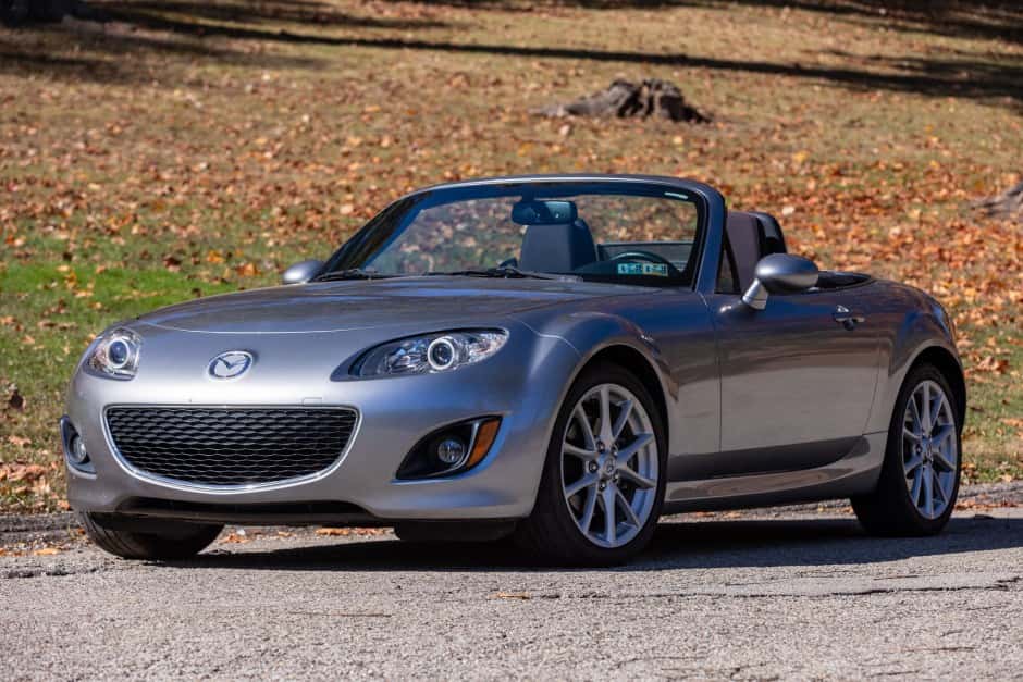 2011 Mazda NC MX-5 Miata sold for $12,600