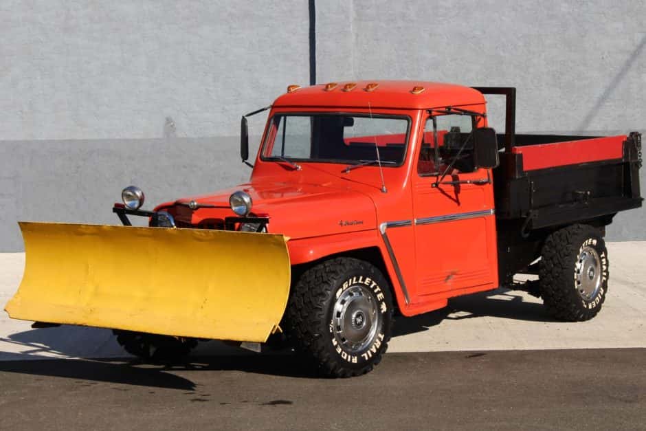 1962 Willys Pickup sold for $15,000