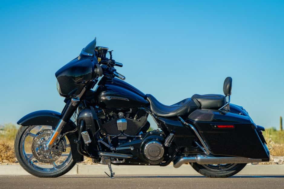 2015 Harley-Davidson Touring sold for $20,250