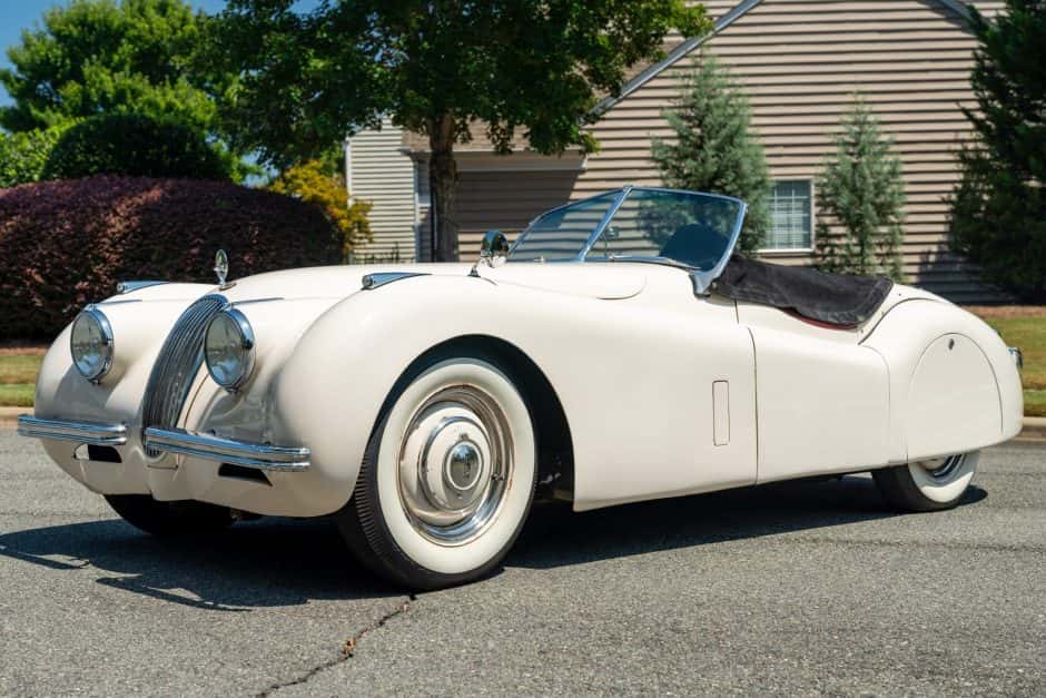 1952 Jaguar XK120 sold for $48,000