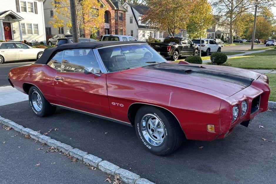 1970 Pontiac GTO sold for $16,450