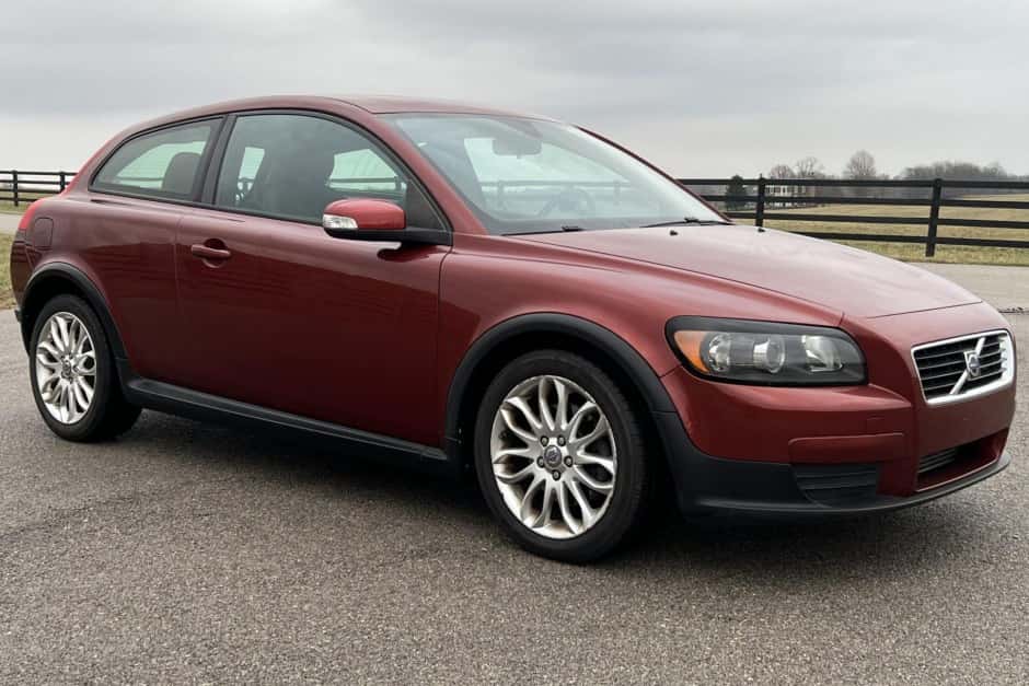 2008 Volvo C30 sold for $10,750