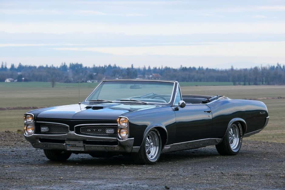 1967 Pontiac Tempest / LeMans sold for $30,500