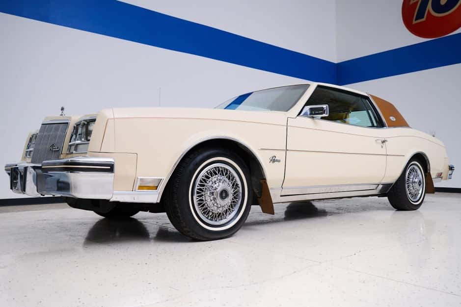 1980 Buick Riviera sold for $17,500