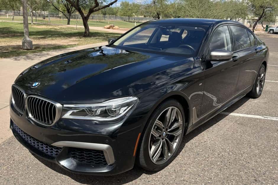 2017 BMW G11/G12 7-Series sold for $42,977