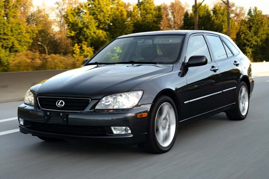 2003 Lexus IS sold for $16,750