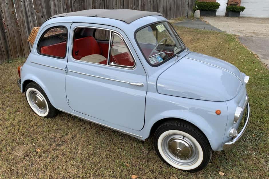 1961 Fiat Nuova 500 (1957-1975) sold for $18,500