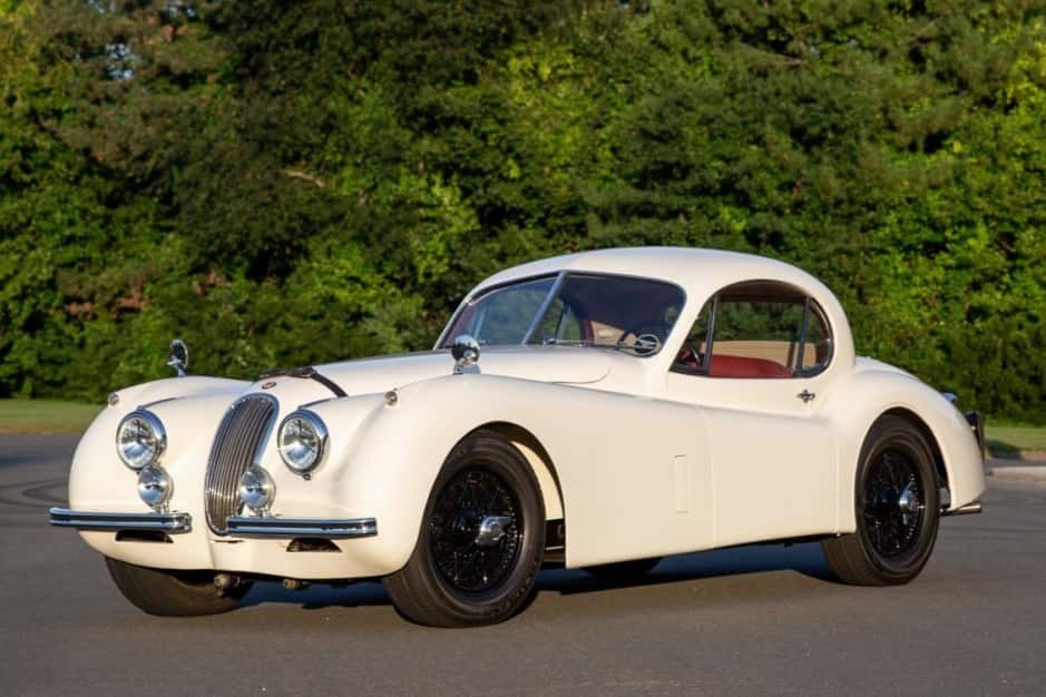 1952 Jaguar XK120 sold for $65,500
