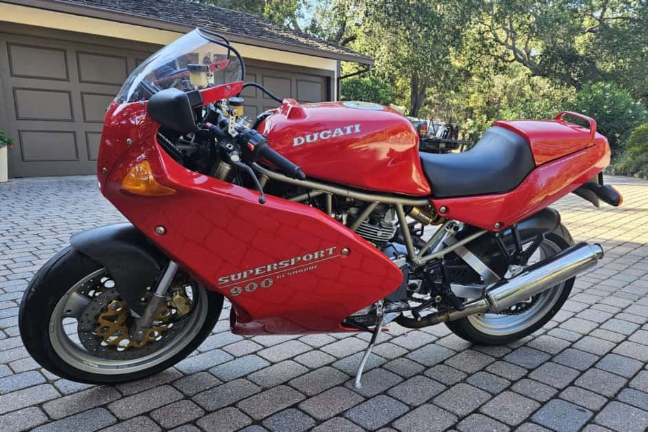 1996 Ducati 750, 800, 900, & 1000 Supersport (1988-2007) sold for $9,500