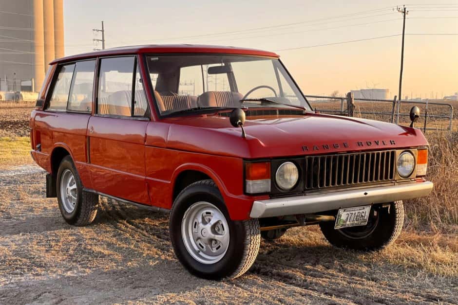 1973 Land Rover Range Rover Classic sold for $28,000