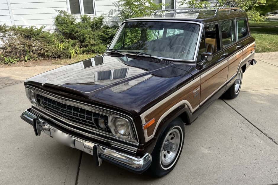 1978 Jeep SJ Wagoneer sold for $29,500