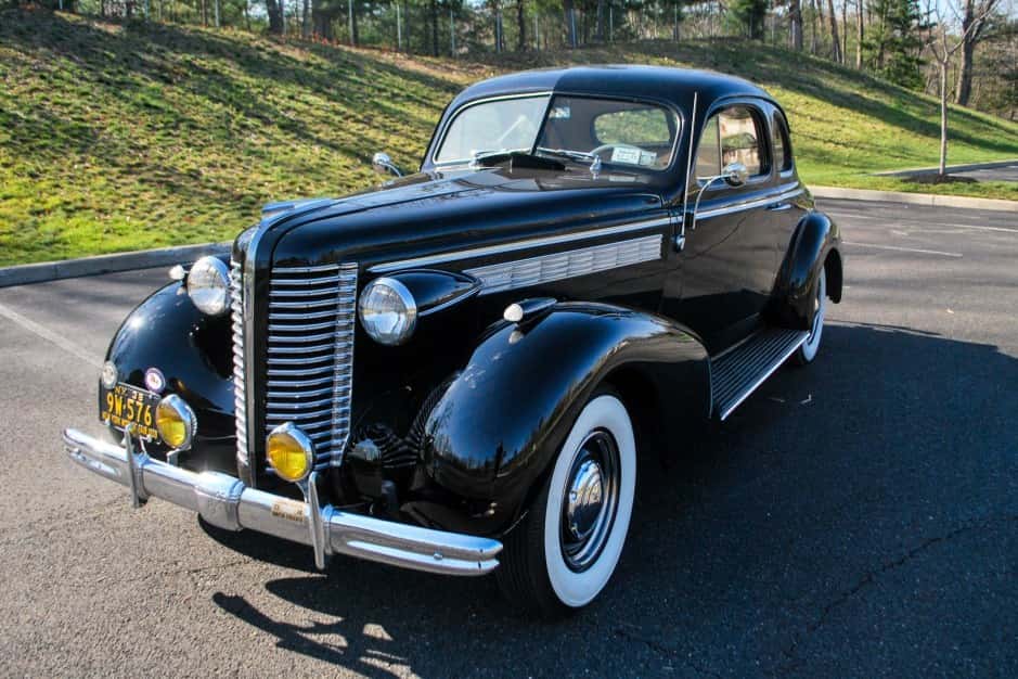 1938 Buick  sold for $25,250