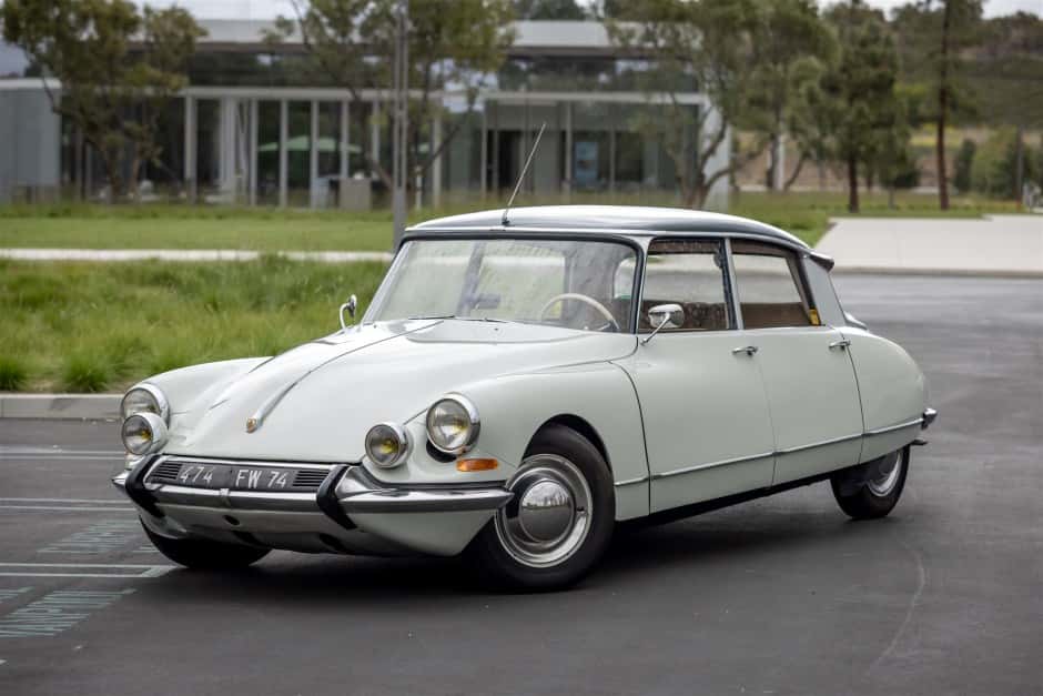 1964 Citroen DS sold for $40,000