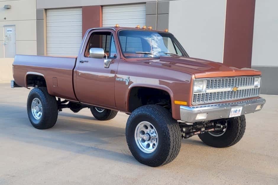 1982 Chevrolet C/K (1973-1991) sold for $18,760