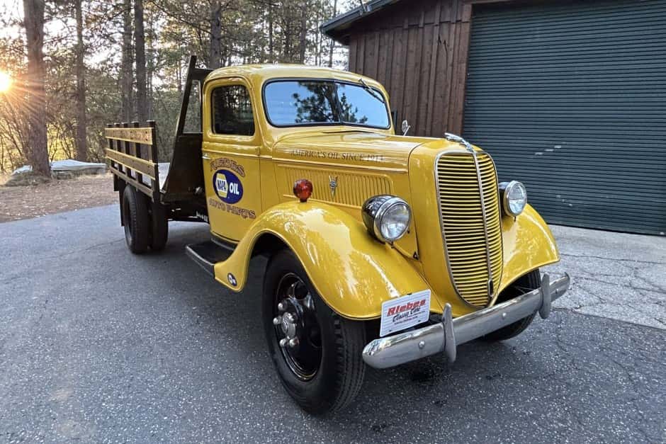 1937 Ford Pickup 1937-1939 sold for $16,327
