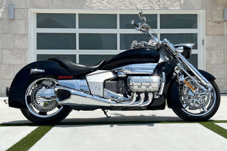 2005 Honda Rune sold for $21,750