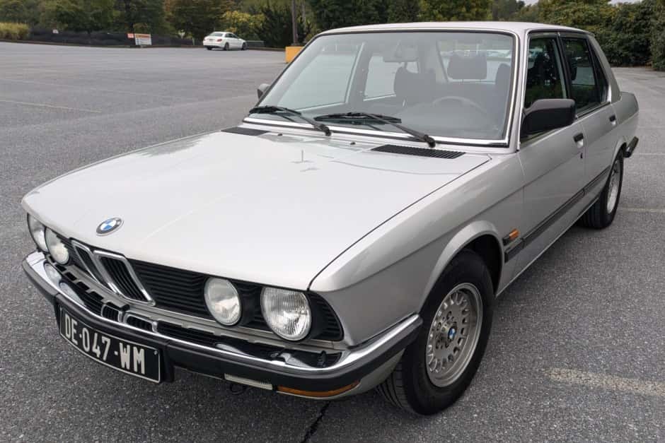 1982 BMW E28 5-Series sold for $20,249