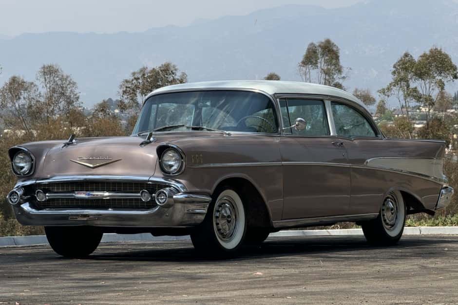 1957 Chevrolet Bel Air sold for $25,000