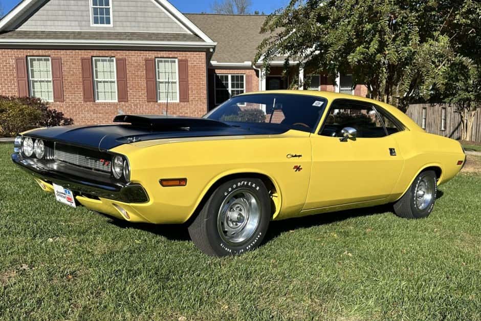 1970 Dodge Challenger (1970-1974) sold for $69,500