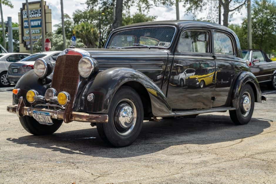 1950 Mercedes-Benz W191 & W136 sold for $1,601