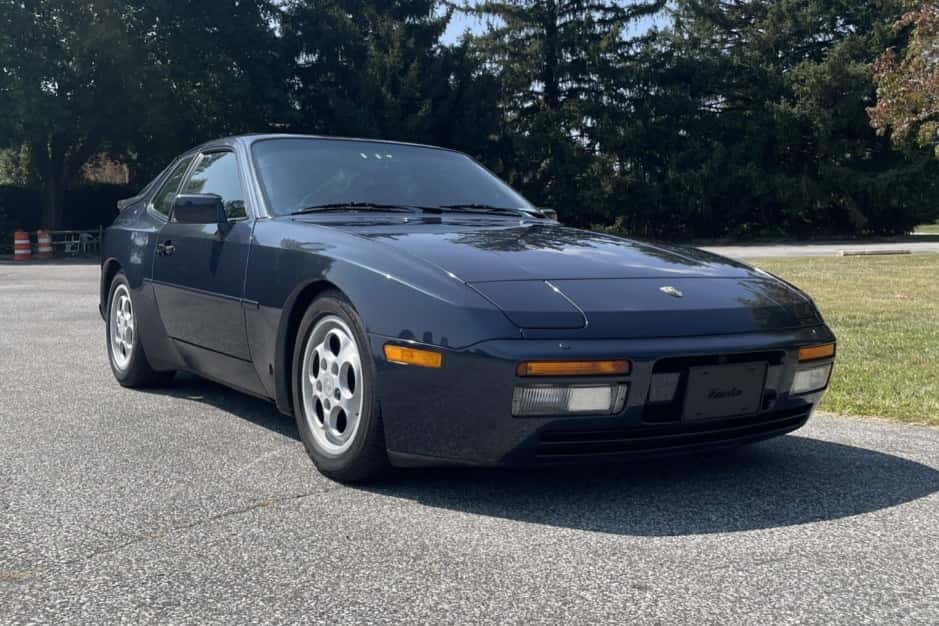 1987 Porsche 944 Turbo sold for $18,000