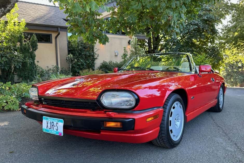 1993 Jaguar XJS sold for $35,000