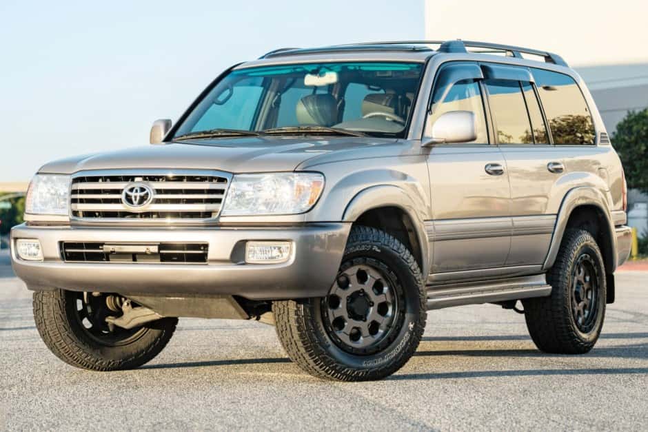 2006 Toyota Land Cruiser 100-Series sold for $41,000