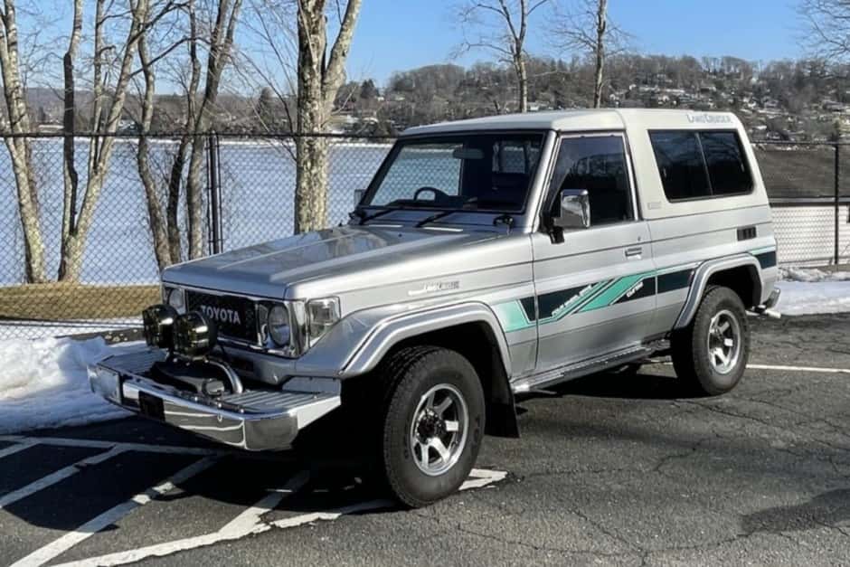 1986 Toyota Land Cruiser 70-Series sold for $17,100