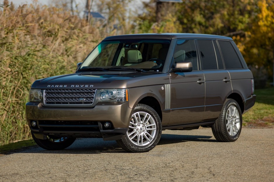 2010 Land Rover Range Rover L322 sold for $19,000