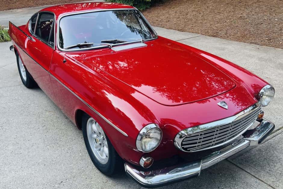 1967 Volvo P1800/1800 sold for $35,753