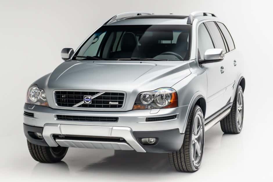2010 Volvo  sold for $14,055