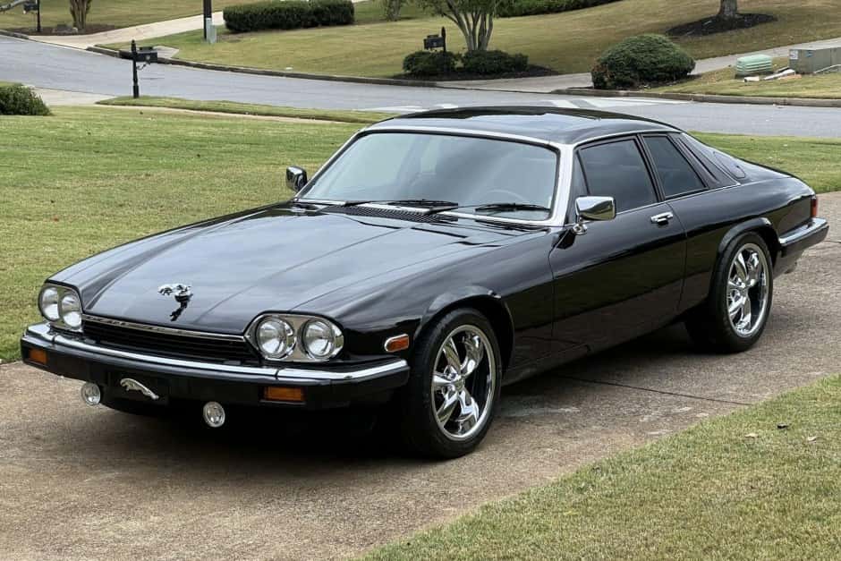 1986 Jaguar XJS sold for $10,500