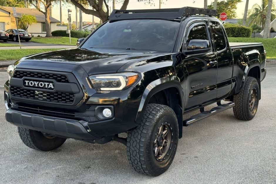 2020 Toyota Tacoma (N300 2016-2023) sold for $19,750