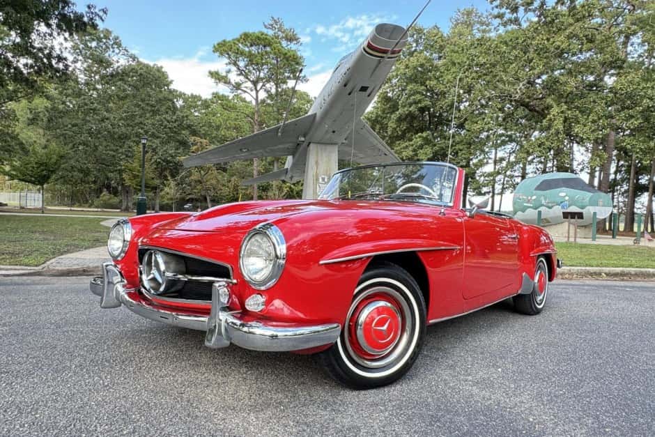 1960 Mercedes-Benz 190SL sold for $85,500