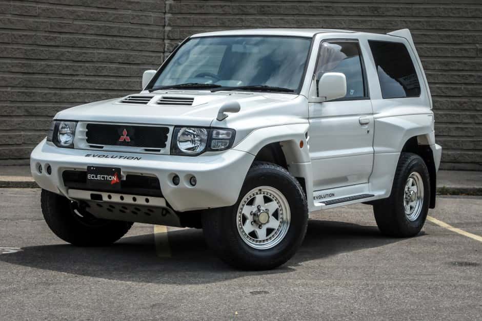 1998 Mitsubishi Pajero & Montero sold for $36,003