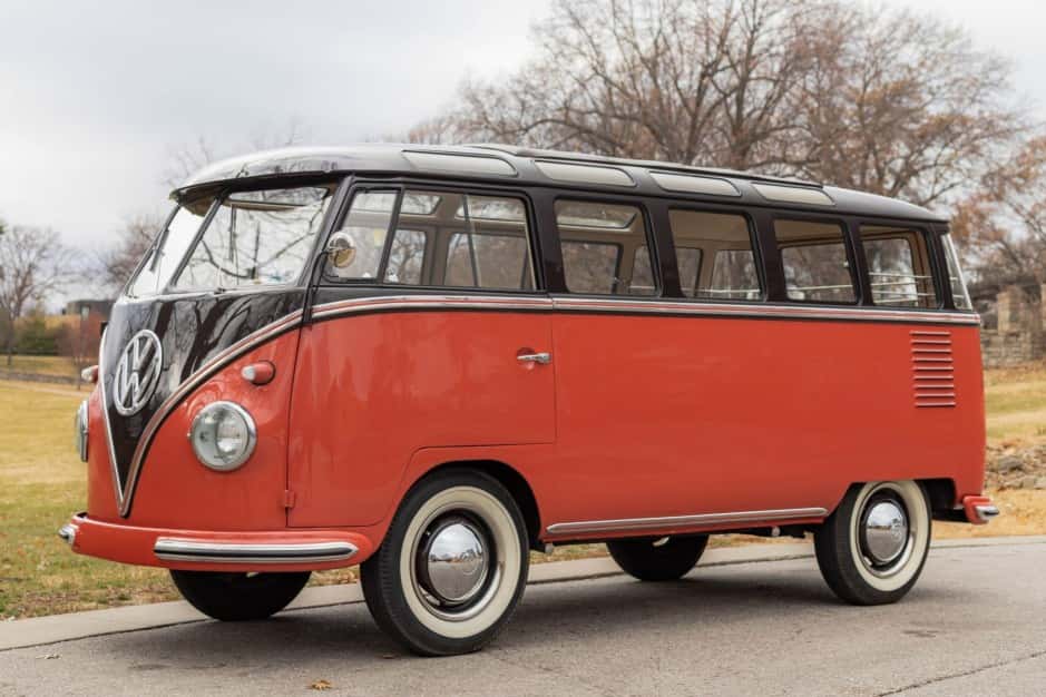 1958 Volkswagen Split-Window Bus sold for $91,500