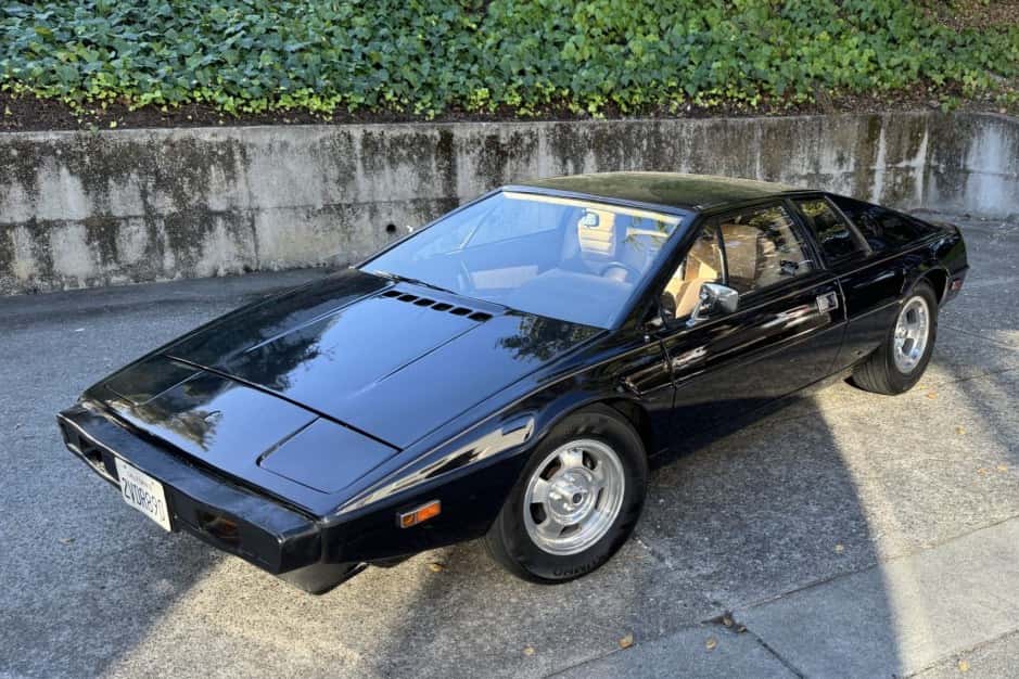 1978 Lotus Esprit sold for $31,500