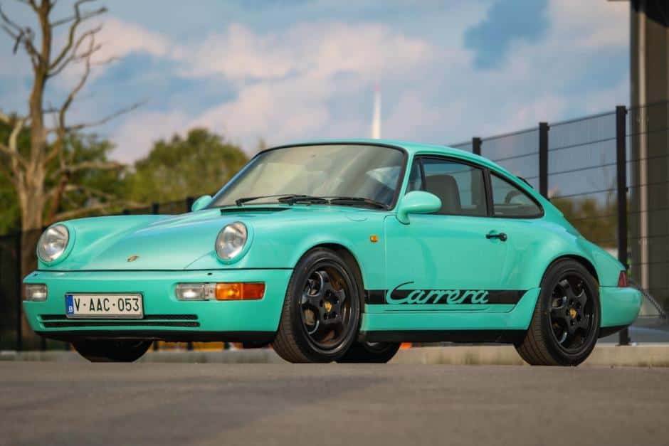 1991 Porsche 964 911 (Non-Turbo) sold for $82,500